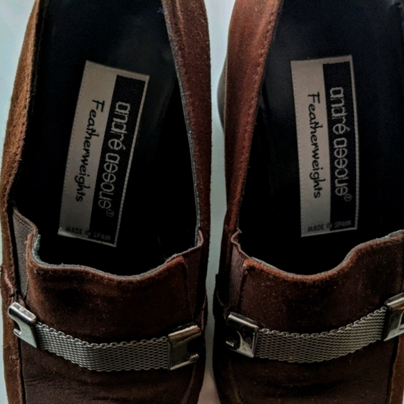 ANDRE ASSOUS Featherweights Pump Suede - Picture 9 of 11